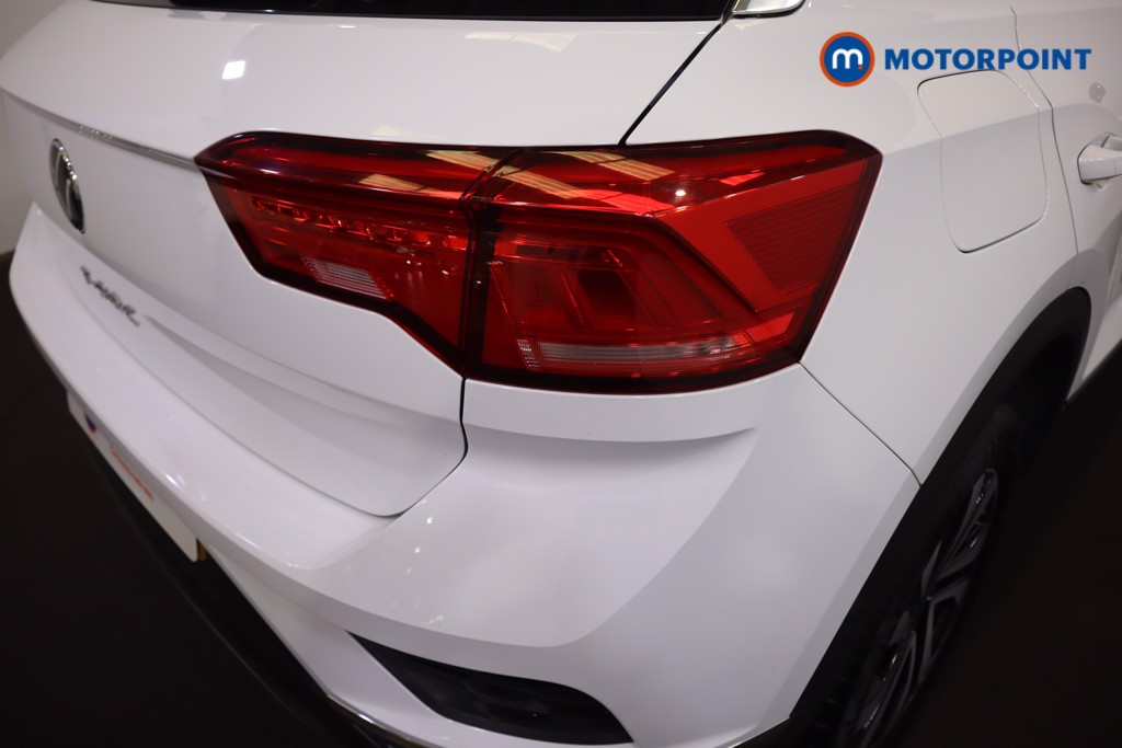 Volkswagen T-Roc Active Manual Petrol SUV - Stock Number (1577208) - 25th supplementary image