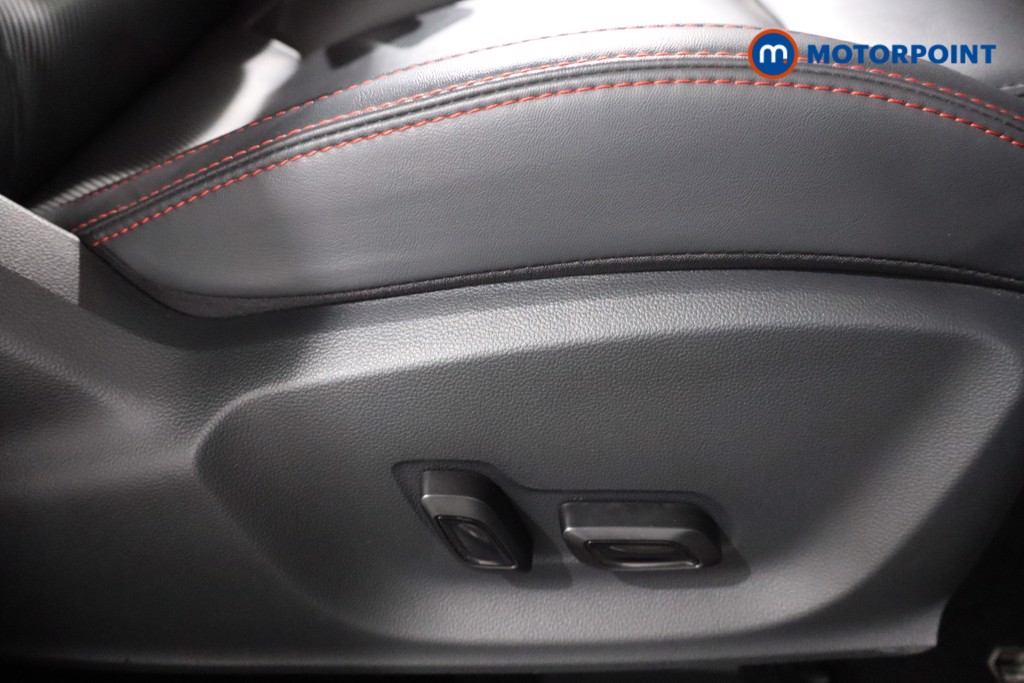 Mg Motor Uk ZS Exclusive Manual Petrol SUV - Stock Number (1577656) - 20th supplementary image
