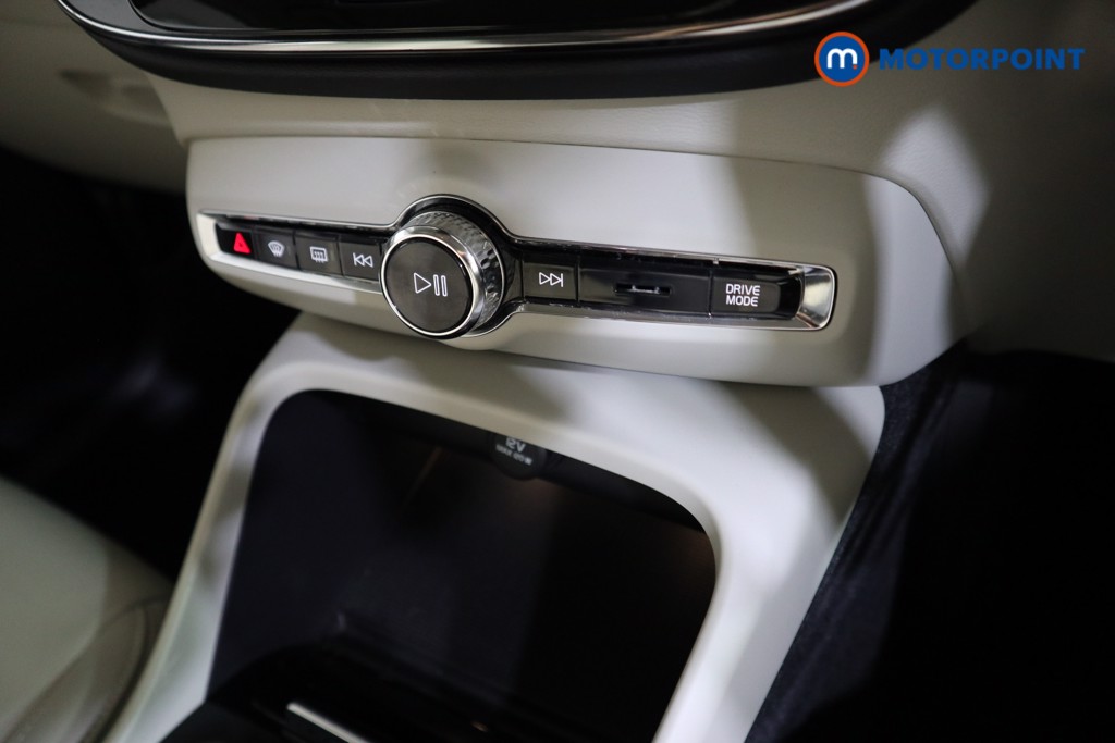 Volvo Xc40 Inscription Automatic Petrol SUV - Stock Number (1577987) - 7th supplementary image
