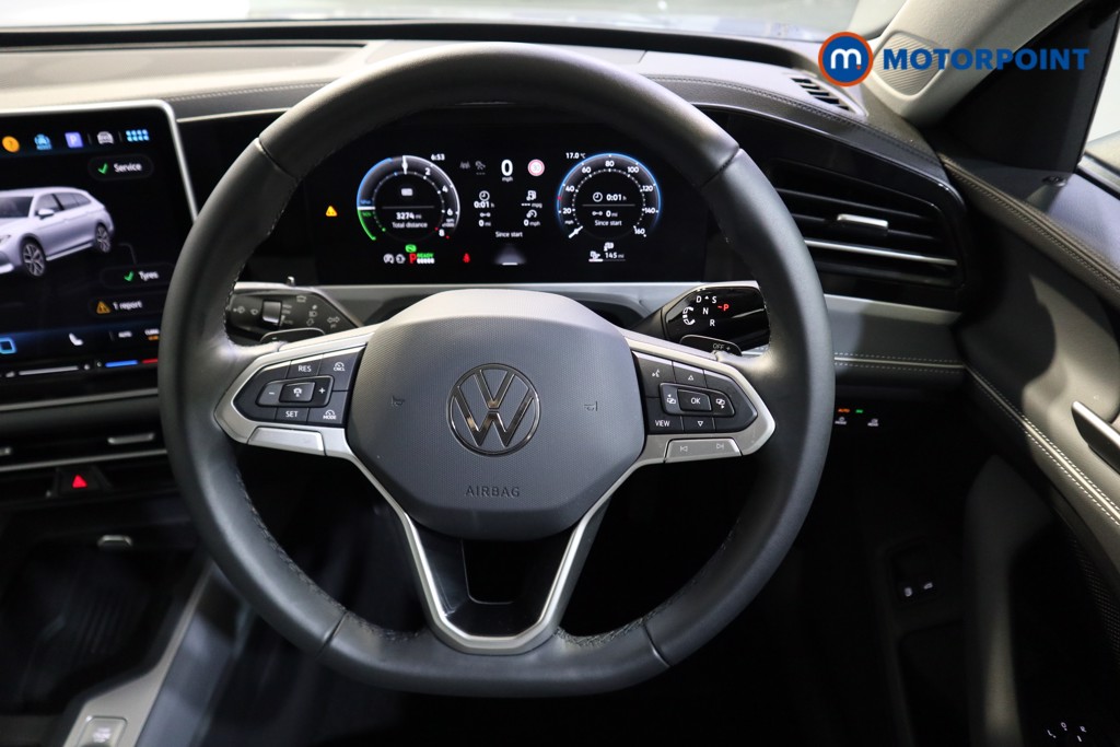 Volkswagen Passat Life Automatic Petrol Plug-In Hybrid Estate - Stock Number (1578107) - 2nd supplementary image