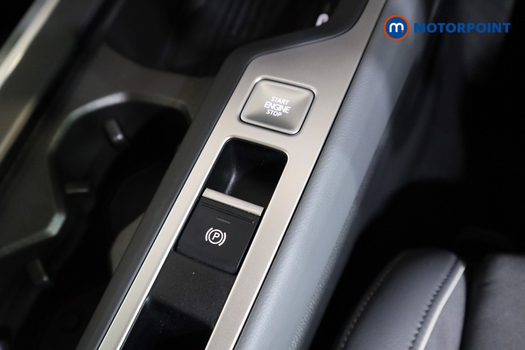 Volkswagen Passat Life Automatic Petrol Plug-In Hybrid Estate - Stock Number (1578107) - 7th supplementary image