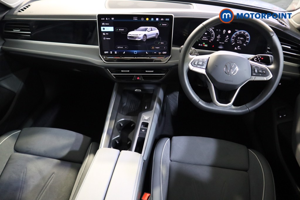 Volkswagen Passat Life Automatic Petrol Plug-In Hybrid Estate - Stock Number (1578107) - 1st supplementary image