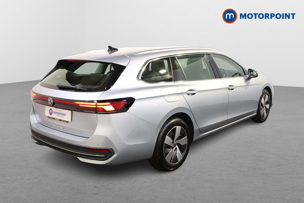 Volkswagen Passat Life Automatic Petrol Plug-In Hybrid Estate - Stock Number (1578107) - Drivers side rear corner