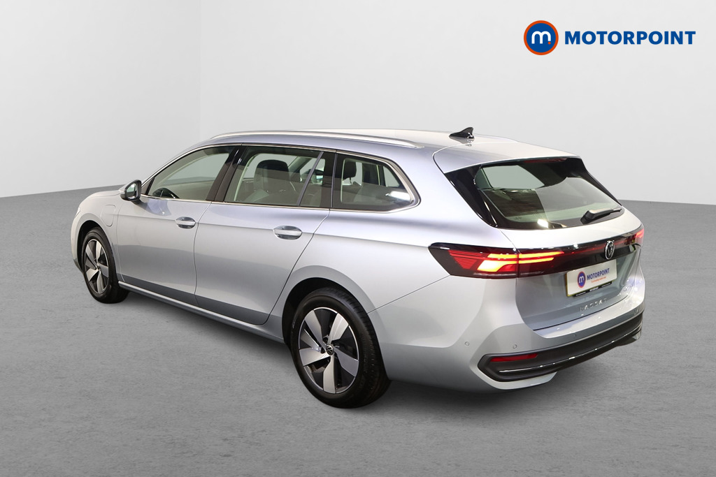 Volkswagen Passat Life Automatic Petrol Plug-In Hybrid Estate - Stock Number (1578107) - Passenger side rear corner