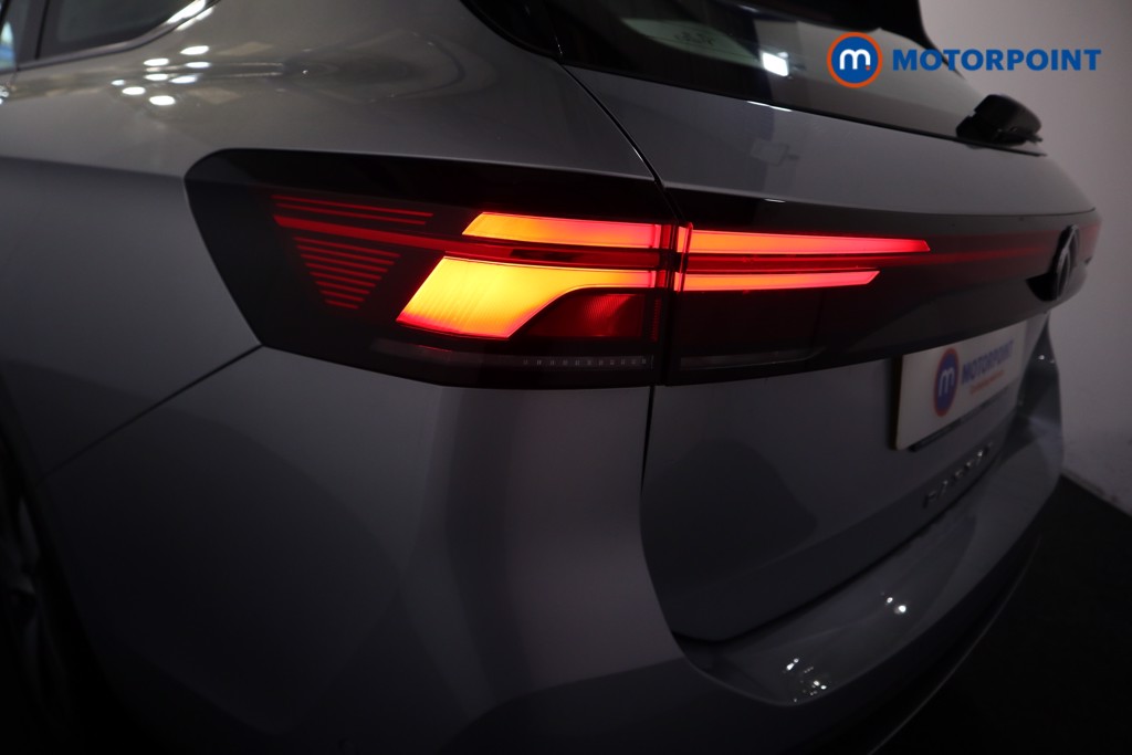 Volkswagen Passat Life Automatic Petrol Plug-In Hybrid Estate - Stock Number (1578117) - 23rd supplementary image