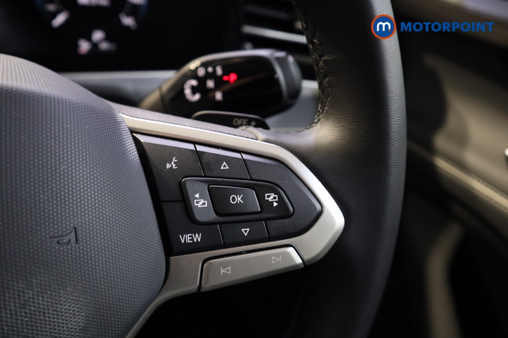 Volkswagen Passat Life Automatic Petrol Plug-In Hybrid Estate - Stock Number (1578152) - 4th supplementary image