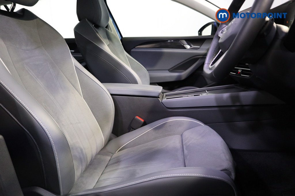 Volkswagen Passat Life Automatic Petrol Plug-In Hybrid Estate - Stock Number (1578152) - 13th supplementary image