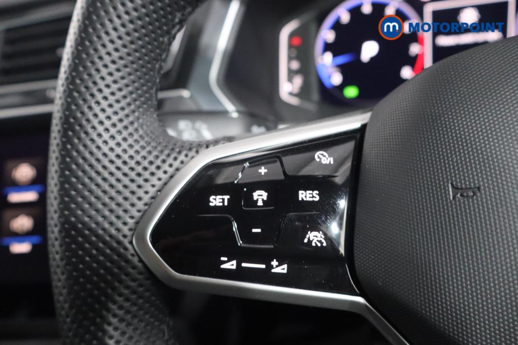 Volkswagen Tiguan R-Line Automatic Petrol SUV - Stock Number (1578179) - 6th supplementary image
