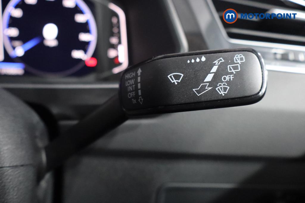 Volkswagen Tiguan R-Line Automatic Petrol SUV - Stock Number (1578179) - 10th supplementary image