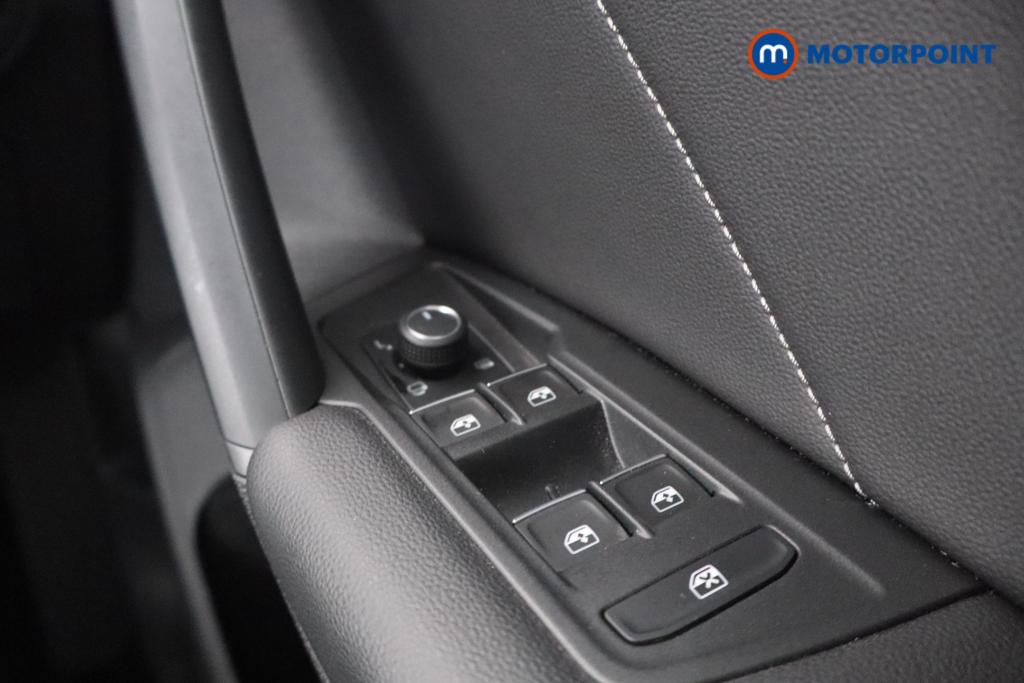 Volkswagen Tiguan R-Line Automatic Petrol SUV - Stock Number (1578179) - 12th supplementary image