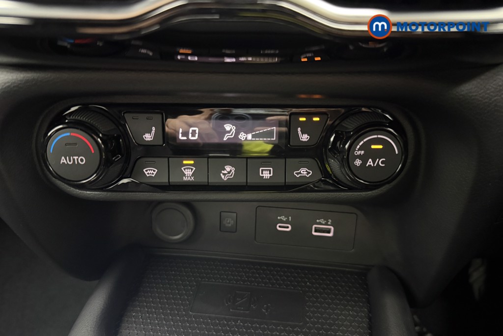 Nissan Juke Tekna Automatic Petrol SUV - Stock Number (1578229) - 23rd supplementary image
