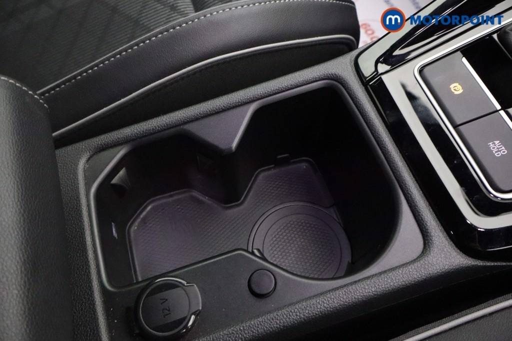 Volkswagen Golf R-Line Manual Petrol Hatchback - Stock Number (1578270) - 9th supplementary image