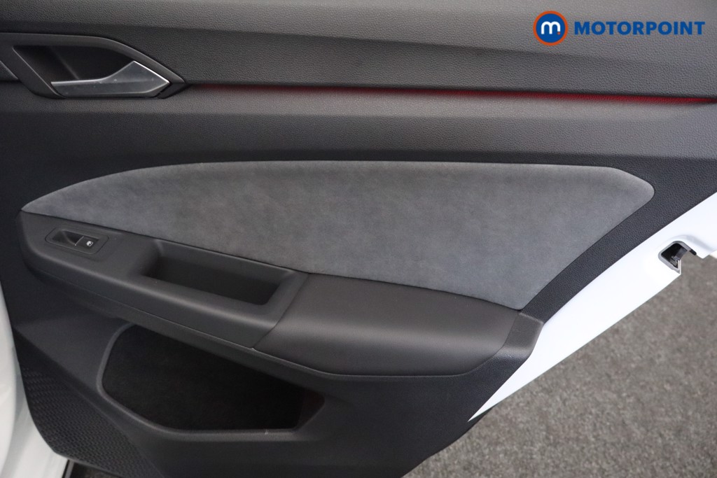 Volkswagen Golf R-Line Manual Petrol Hatchback - Stock Number (1578270) - 21st supplementary image