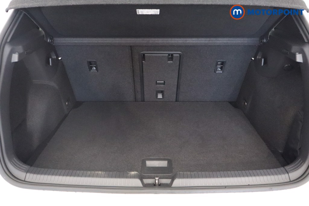 Volkswagen Golf R-Line Manual Petrol Hatchback - Stock Number (1578270) - 38th supplementary image
