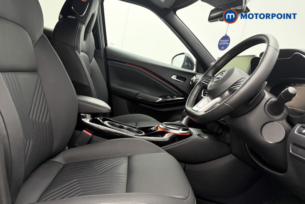 Nissan Juke Tekna Automatic Petrol SUV - Stock Number (1578290) - 8th supplementary image