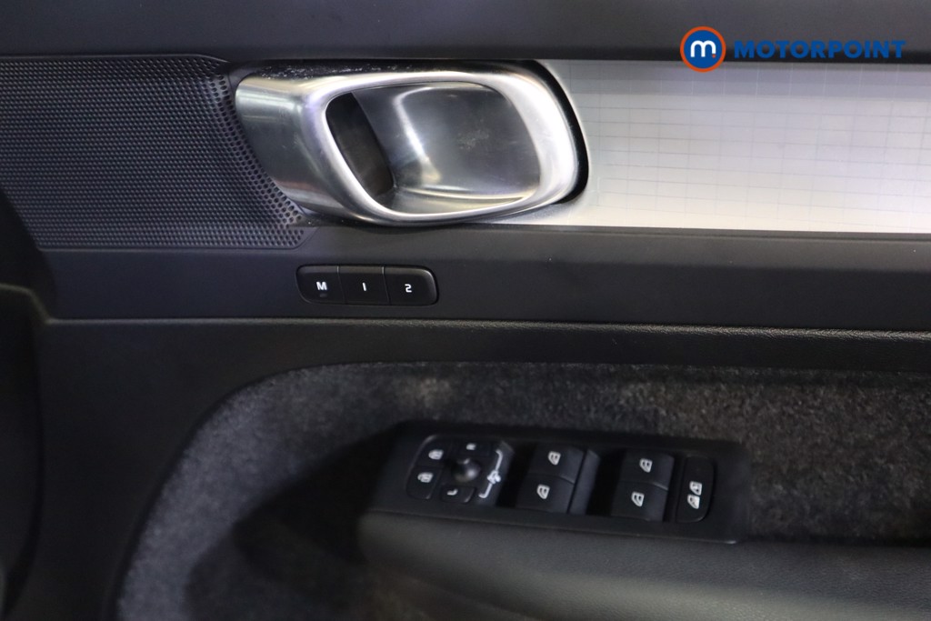 Volvo Xc40 Plus Automatic Petrol SUV - Stock Number (1578310) - 8th supplementary image
