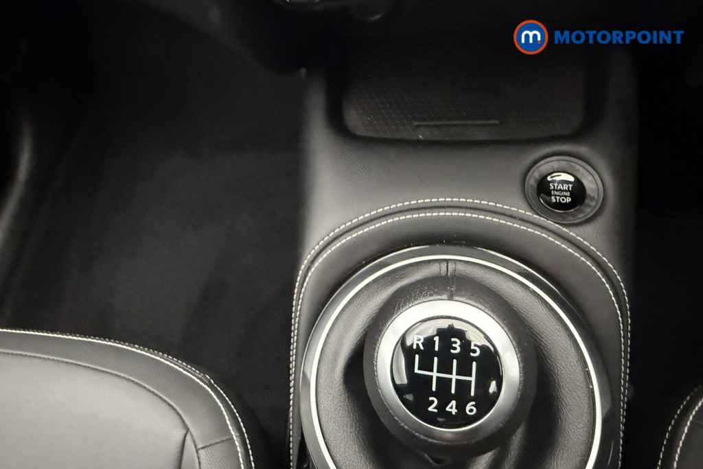 Nissan Juke Tekna Manual Petrol SUV - Stock Number (1578343) - 11th supplementary image