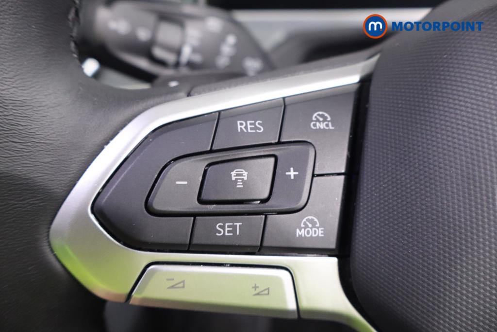 Volkswagen Passat Life Automatic Petrol Plug-In Hybrid Estate - Stock Number (1578392) - 8th supplementary image
