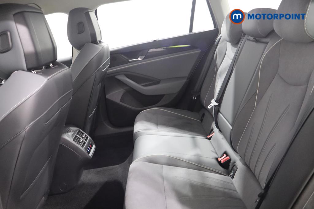 Volkswagen Passat Life Automatic Petrol Plug-In Hybrid Estate - Stock Number (1578392) - 18th supplementary image
