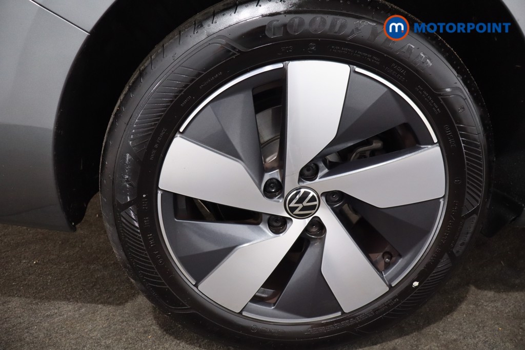 Volkswagen Passat Life Automatic Petrol Plug-In Hybrid Estate - Stock Number (1578404) - 9th supplementary image