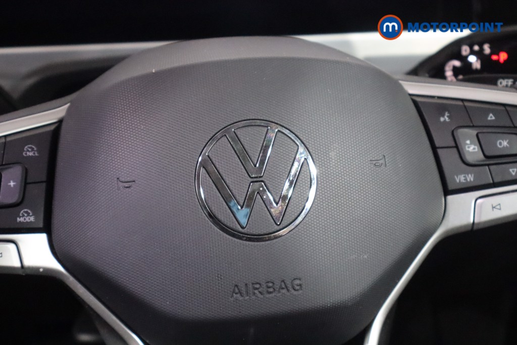 Volkswagen Passat Life Automatic Petrol Plug-In Hybrid Estate - Stock Number (1578404) - 18th supplementary image
