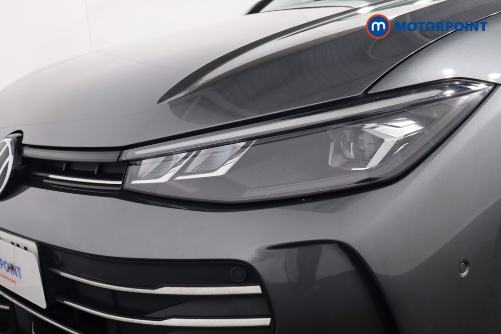 Volkswagen Passat Life Automatic Petrol Plug-In Hybrid Estate - Stock Number (1578404) - 28th supplementary image