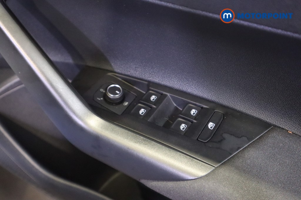 Volkswagen Polo Match Manual Petrol Hatchback - Stock Number (1578694) - 9th supplementary image
