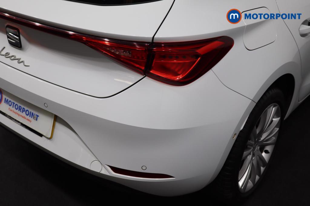 Seat Leon Se Dynamic Manual Petrol Hatchback - Stock Number (1578777) - 4th supplementary image