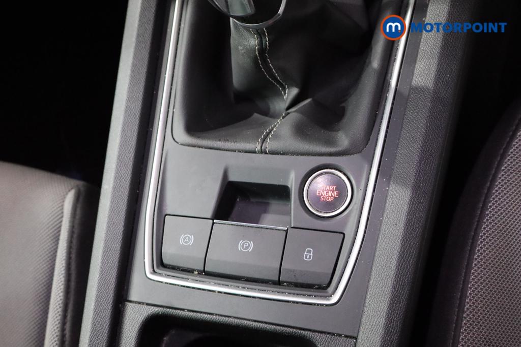 Seat Leon Se Dynamic Manual Petrol Hatchback - Stock Number (1578777) - 15th supplementary image
