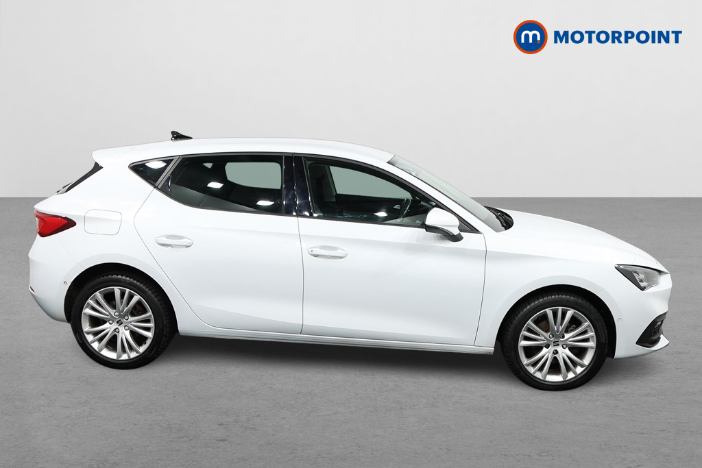 Seat Leon Se Dynamic Manual Petrol Hatchback - Stock Number (1578777) - Drivers side