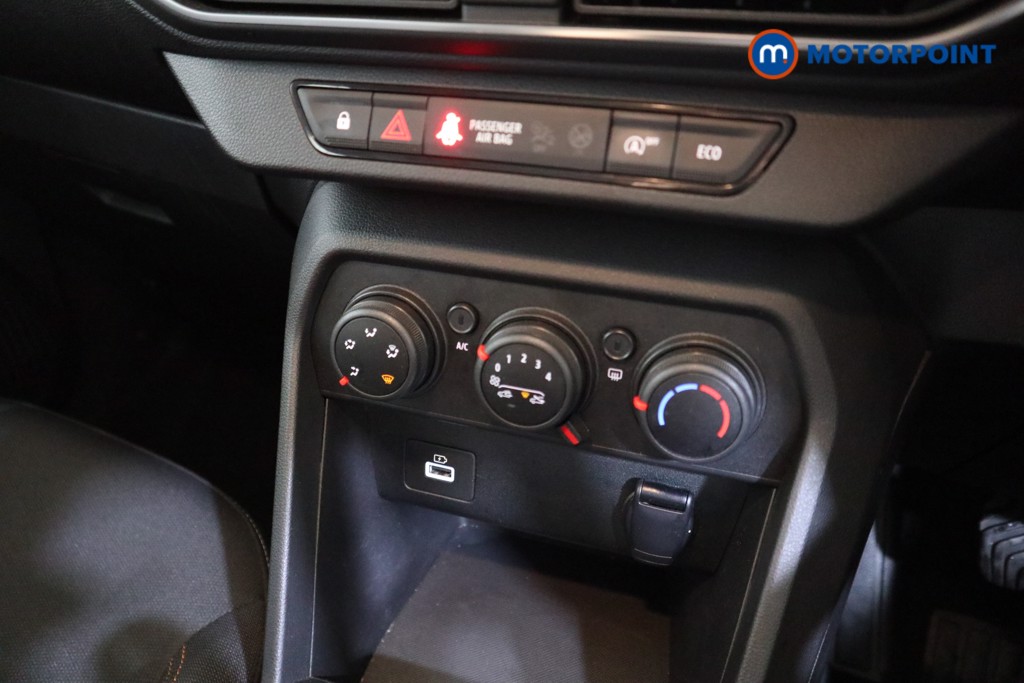 Dacia Sandero Stepway Comfort Manual Petrol Hatchback - Stock Number (1578866) - 7th supplementary image