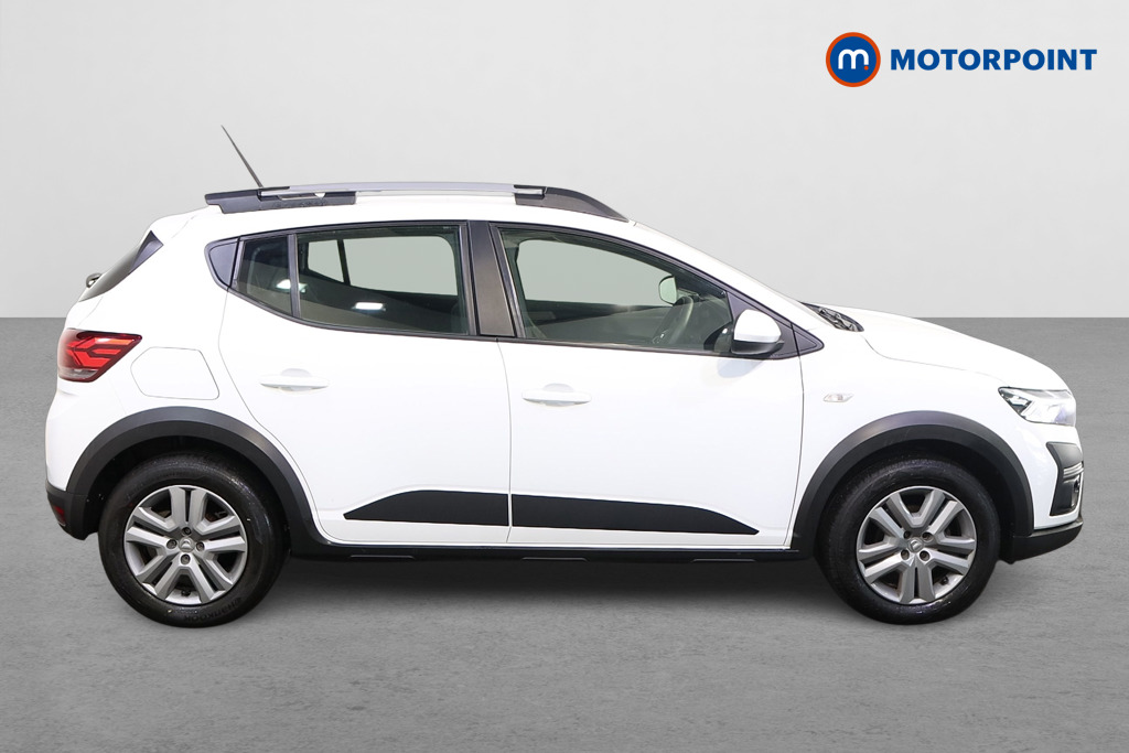 Dacia Sandero Stepway Comfort Manual Petrol Hatchback - Stock Number (1578866) - Drivers side