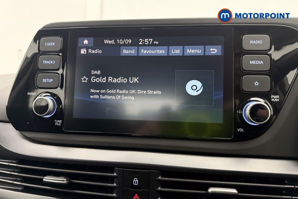 Hyundai I20 Advance Manual Petrol Hatchback - Stock Number (1579188) - 2nd supplementary image