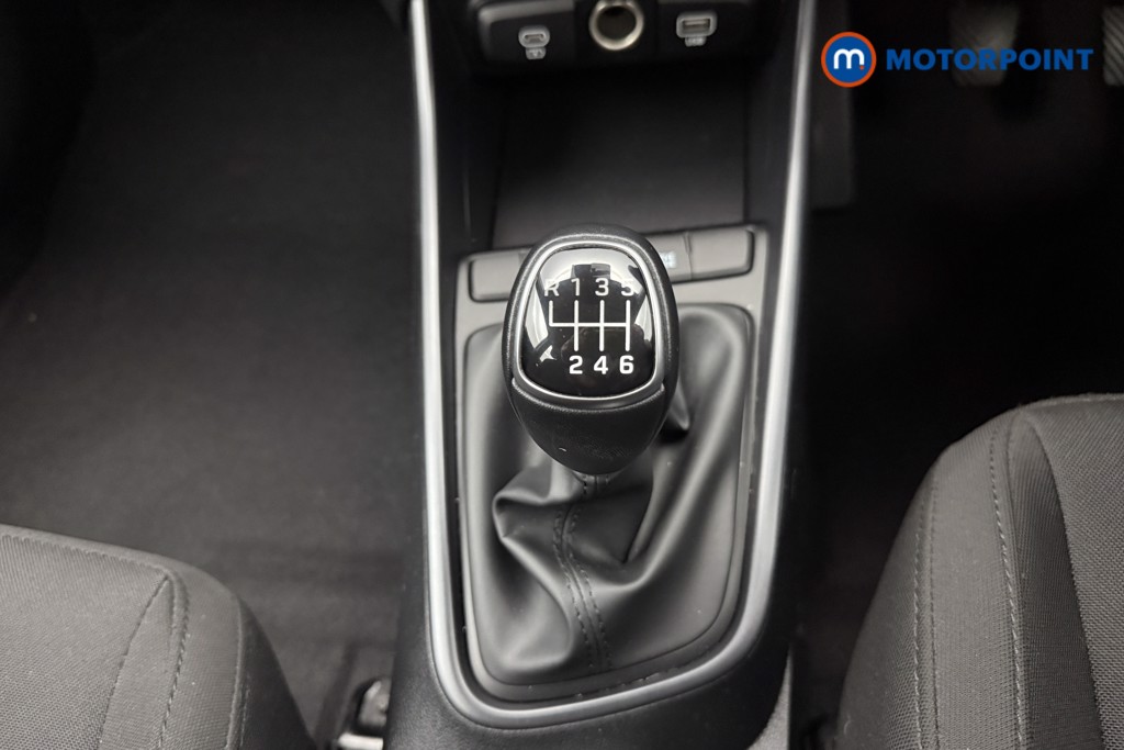 Hyundai I20 Advance Manual Petrol Hatchback - Stock Number (1579188) - 6th supplementary image