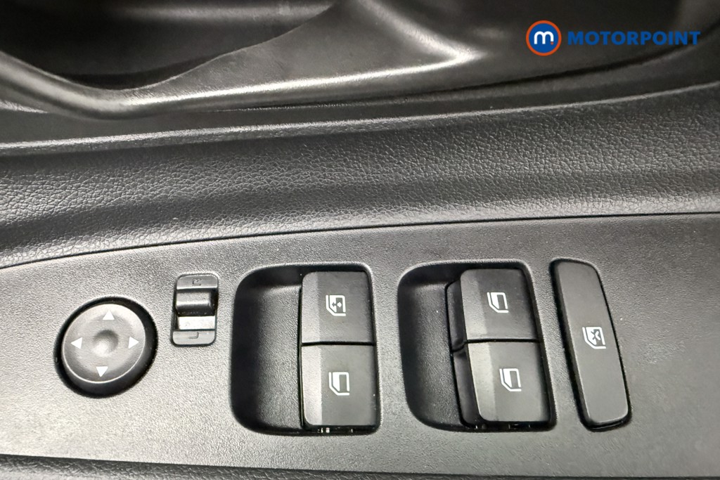Hyundai I20 Advance Manual Petrol Hatchback - Stock Number (1579188) - 18th supplementary image