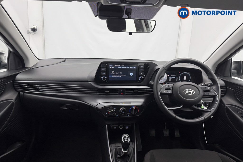 Hyundai I20 Advance Manual Petrol Hatchback - Stock Number (1579188) - 1st supplementary image