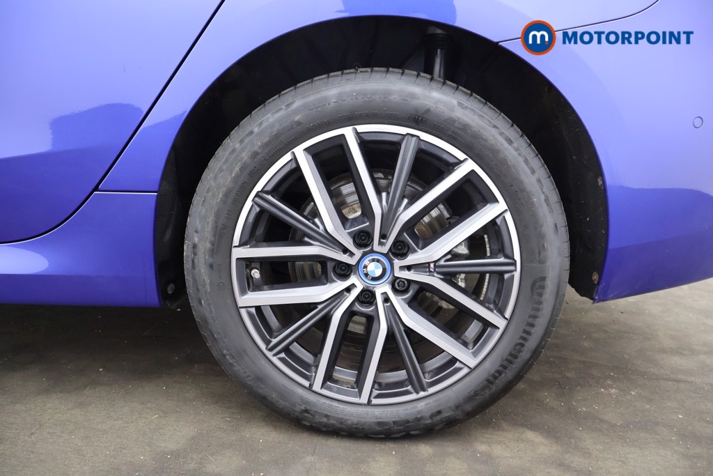 BMW 2 Series M Sport Automatic Petrol Plug-In Hybrid Estate - Stock Number (1471600) - 19th supplementary image