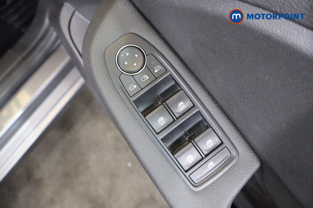 Renault Clio Evolution Manual Petrol Hatchback - Stock Number (1565006) - 17th supplementary image