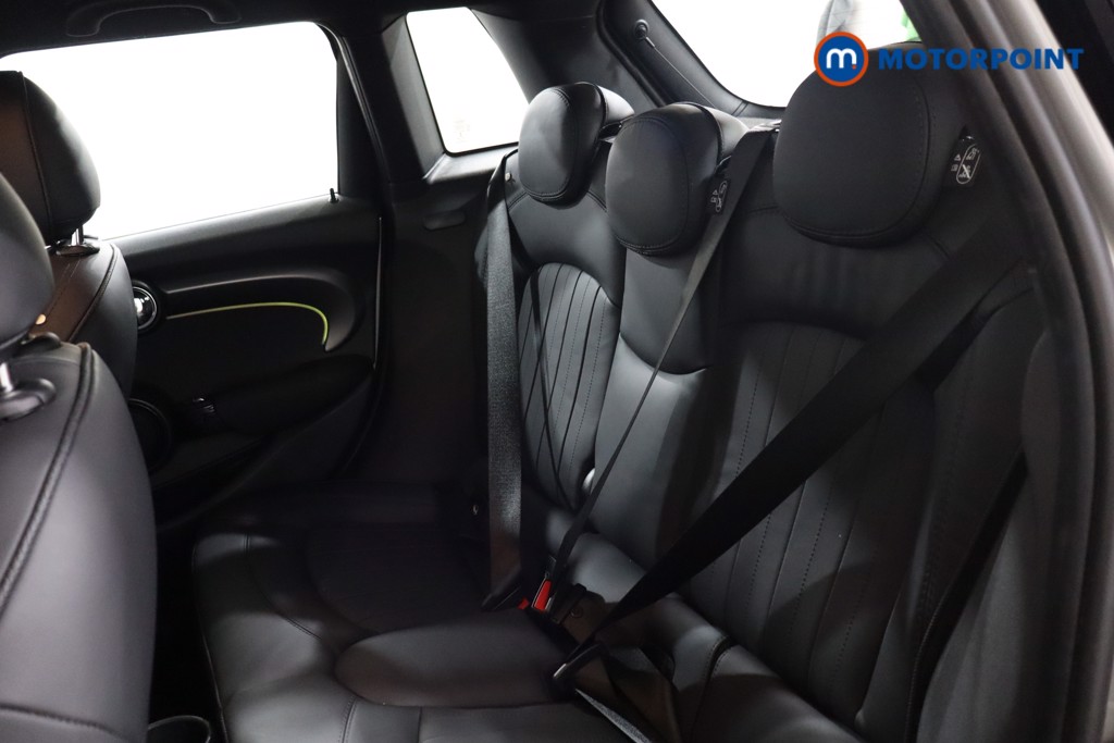Mini Hatchback Cooper S Exclusive Automatic Petrol Hatchback - Stock Number (1565762) - 21st supplementary image