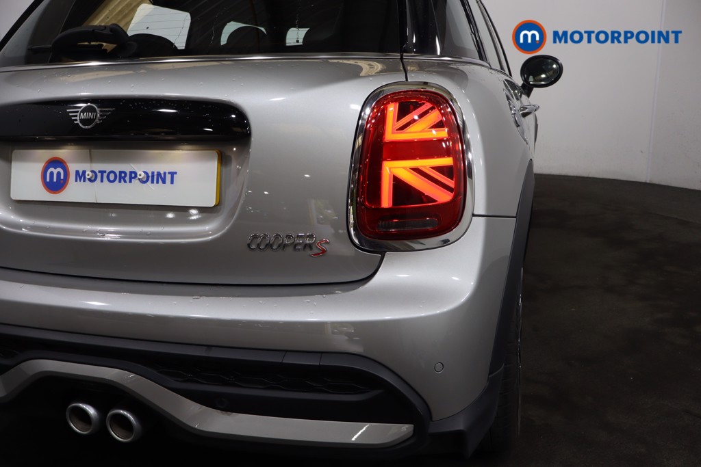 Mini Hatchback Cooper S Exclusive Automatic Petrol Hatchback - Stock Number (1565762) - 29th supplementary image