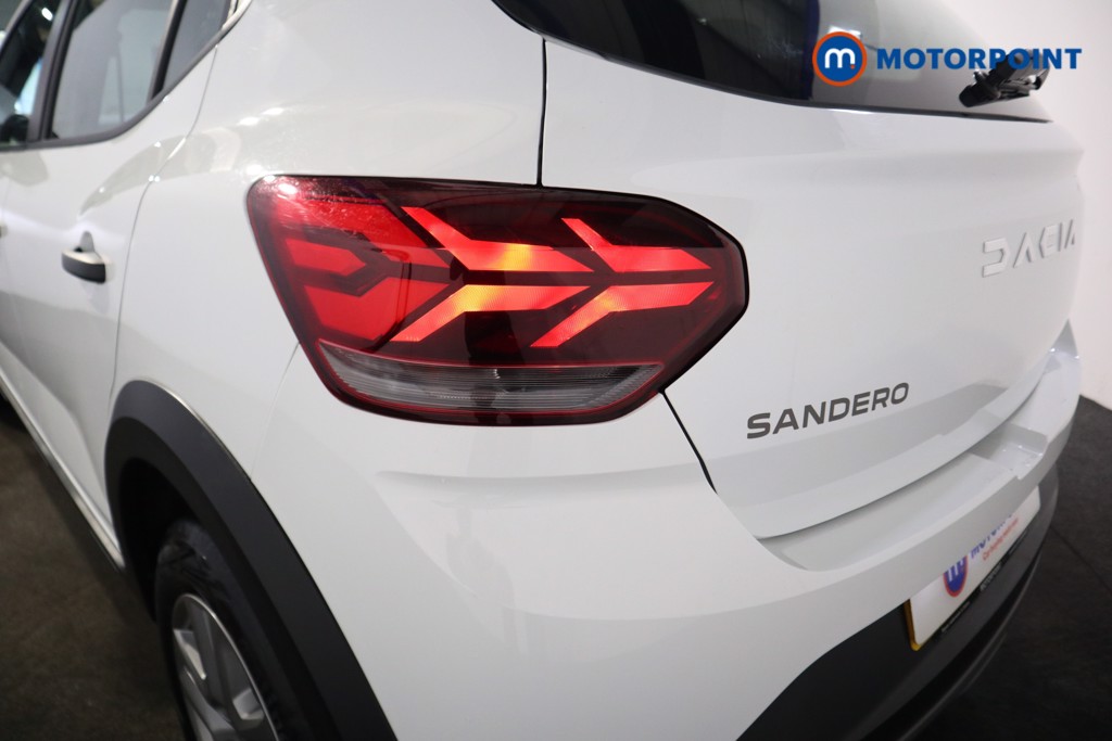 Dacia Sandero Stepway Essential Manual Petrol Hatchback - Stock Number (1567469) - 16th supplementary image