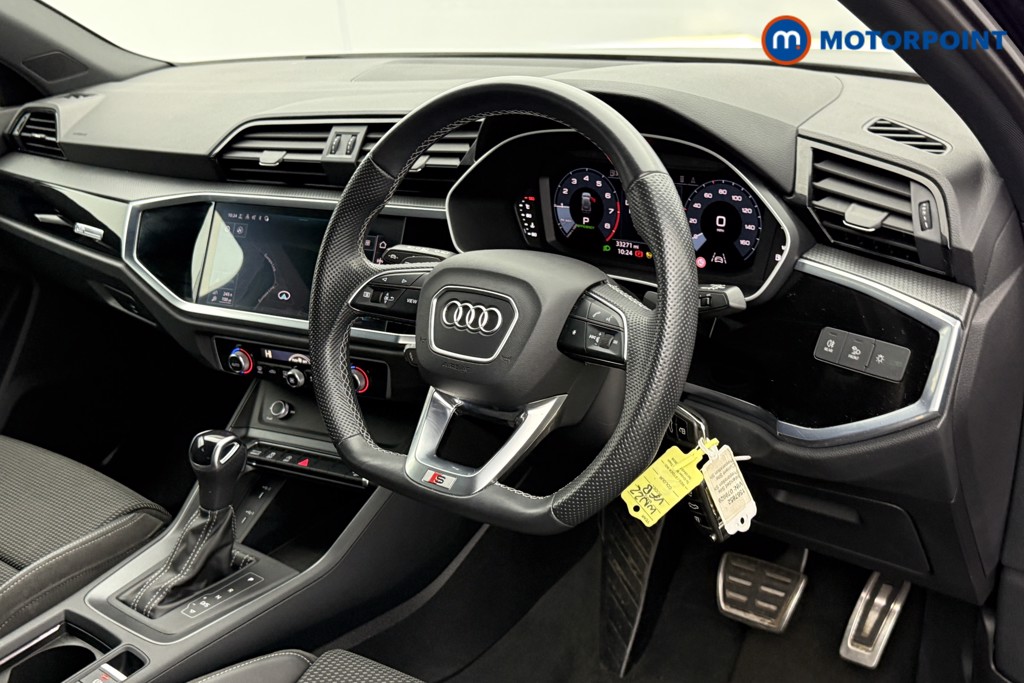Audi Q3 Black Edition Automatic Petrol SUV - Stock Number (1567852) - 4th supplementary image