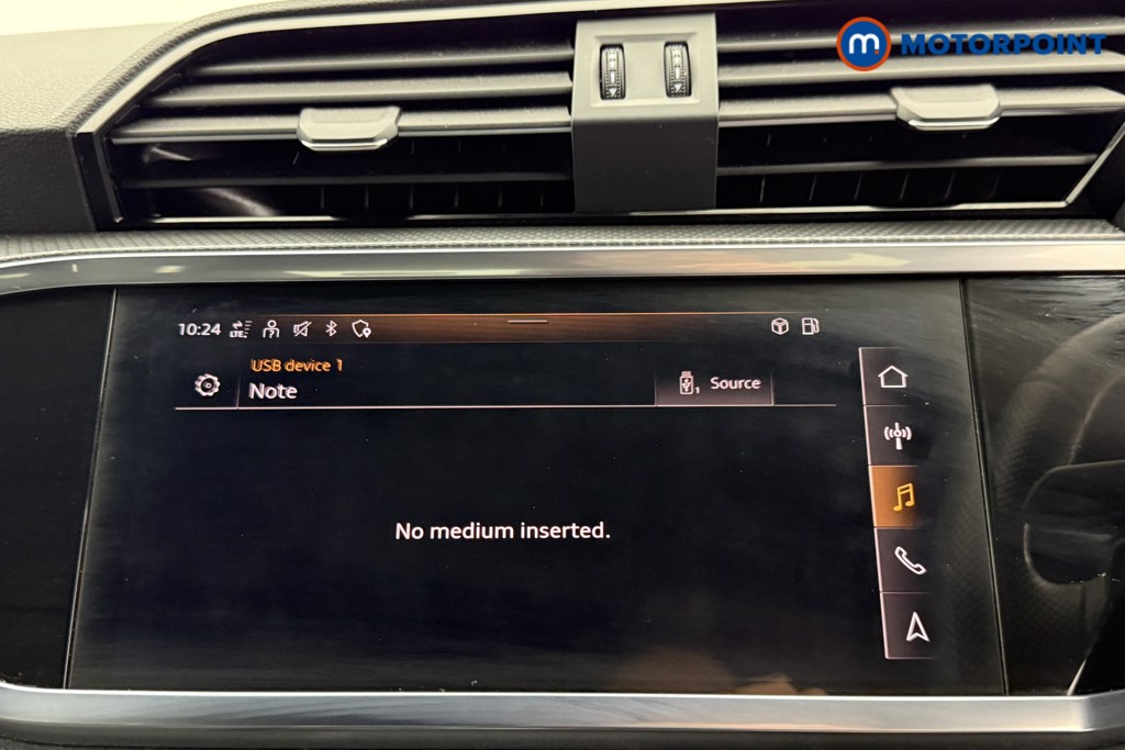 Audi Q3 Black Edition Automatic Petrol SUV - Stock Number (1567852) - 7th supplementary image