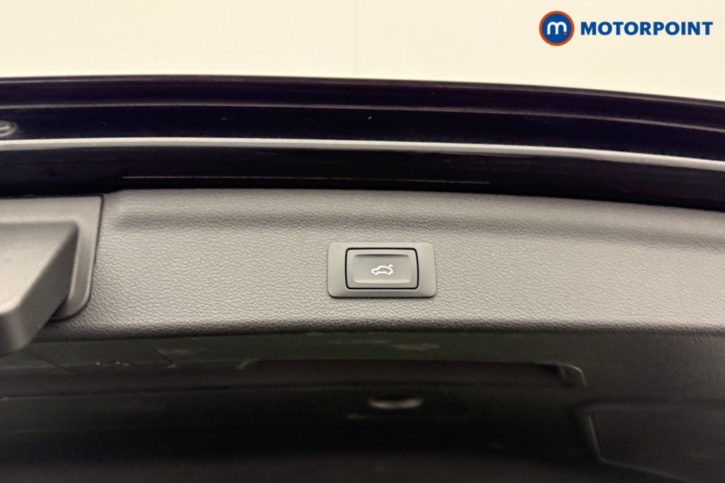 Audi Q3 Black Edition Automatic Petrol SUV - Stock Number (1567852) - 23rd supplementary image