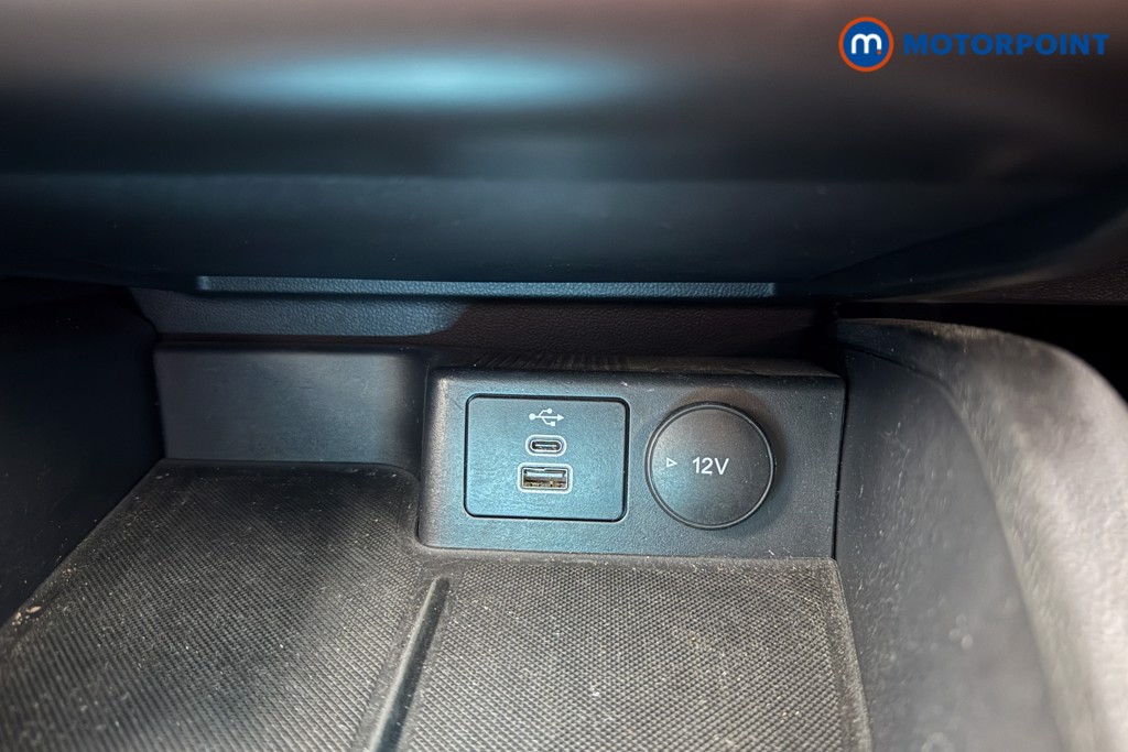 Ford Focus Active Manual Petrol Hatchback - Stock Number (1568612) - 13th supplementary image