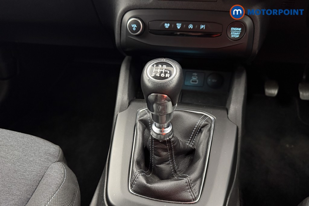 Ford Focus Active Manual Petrol Hatchback - Stock Number (1568612) - 14th supplementary image