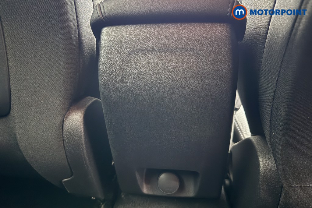 Ford Focus Active Manual Petrol Hatchback - Stock Number (1568612) - 23rd supplementary image