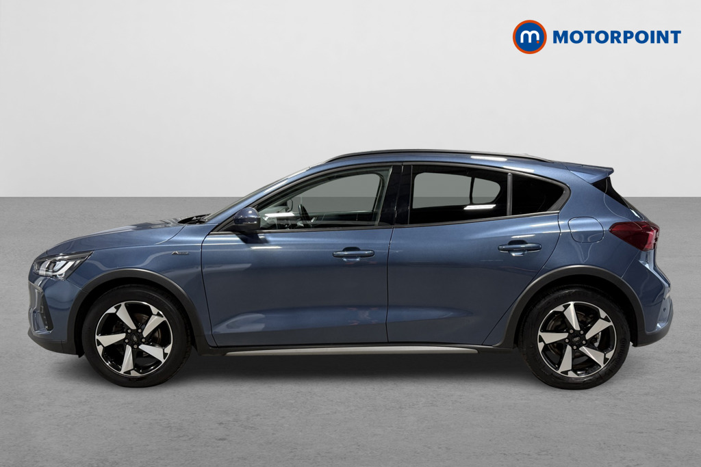 Ford Focus Active Manual Petrol Hatchback - Stock Number (1568612) - Passenger side