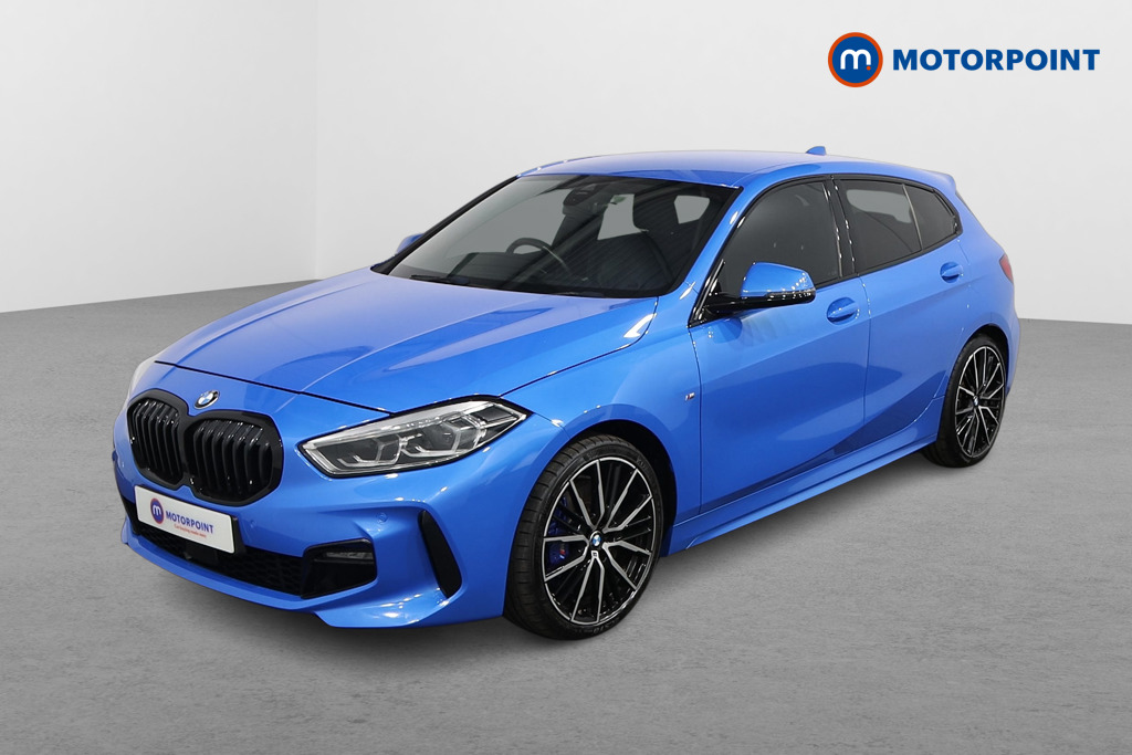 BMW 1 Series M Sport Automatic Diesel Hatchback - Stock Number (1568772) - Passenger side front corner