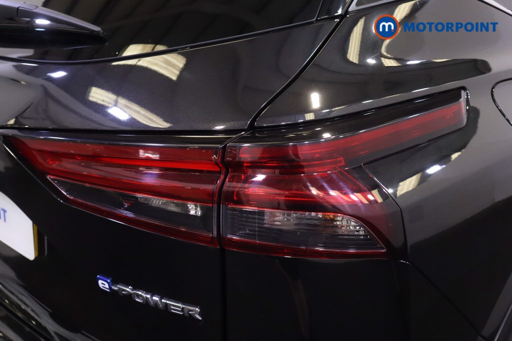 Nissan Qashqai N-Connecta Automatic Petrol-Electric Hybrid SUV - Stock Number (1569173) - 32nd supplementary image